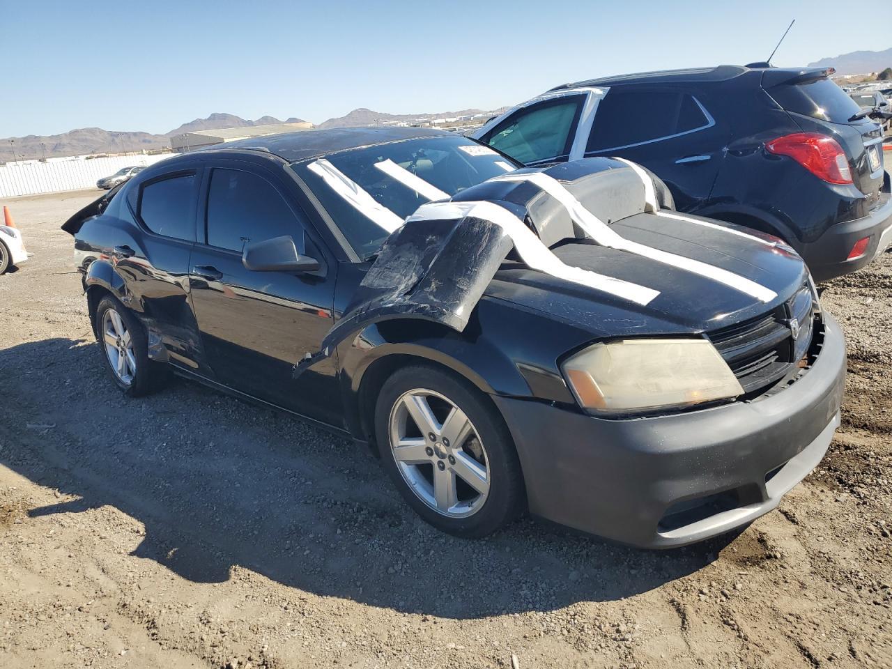 2013 DODGE Avenger