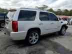 2010 CADILLAC ESCALADE