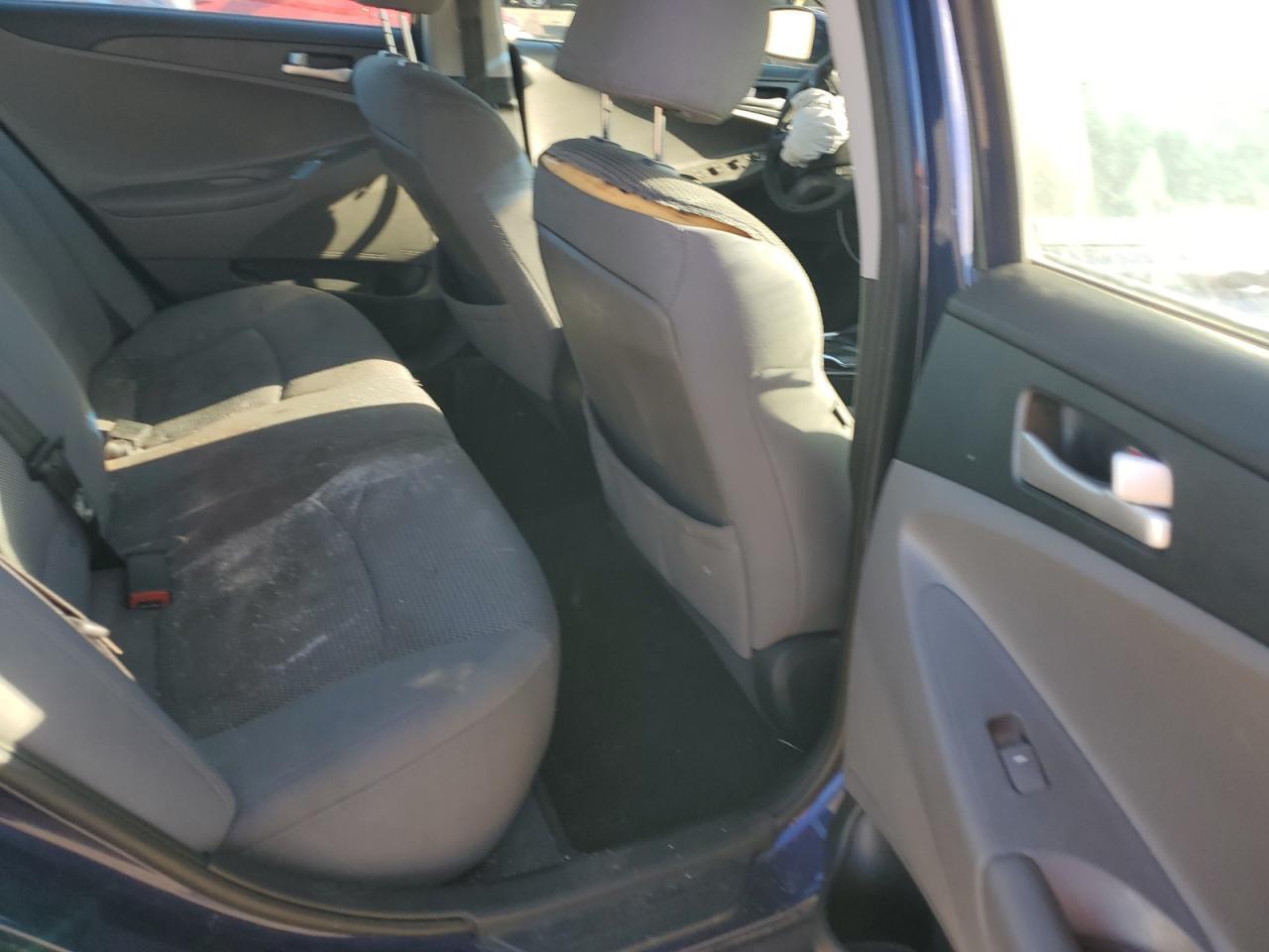 2011 HYUNDAI SONATA