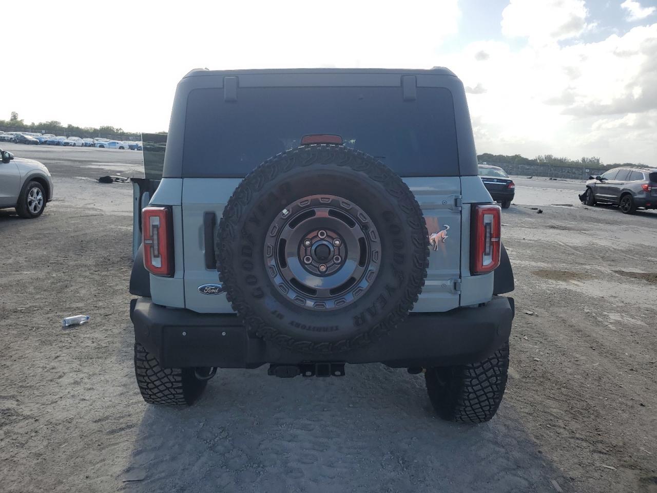 2024 FORD Bronco