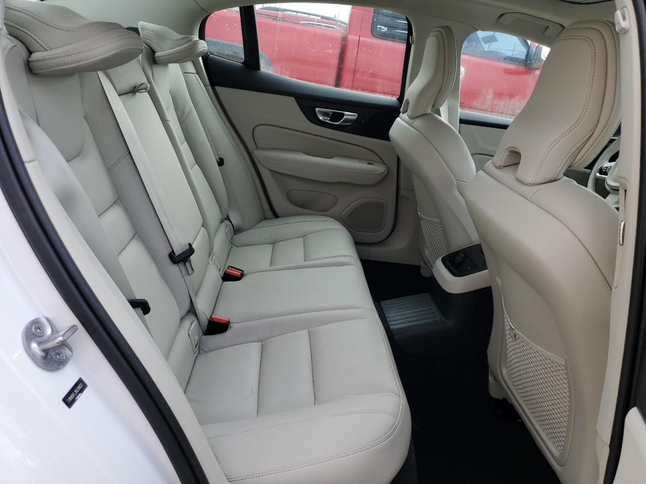 2024 VOLVO S60