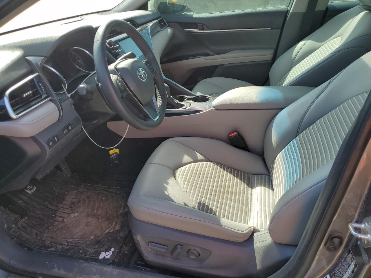 2018 TOYOTA CAMRY