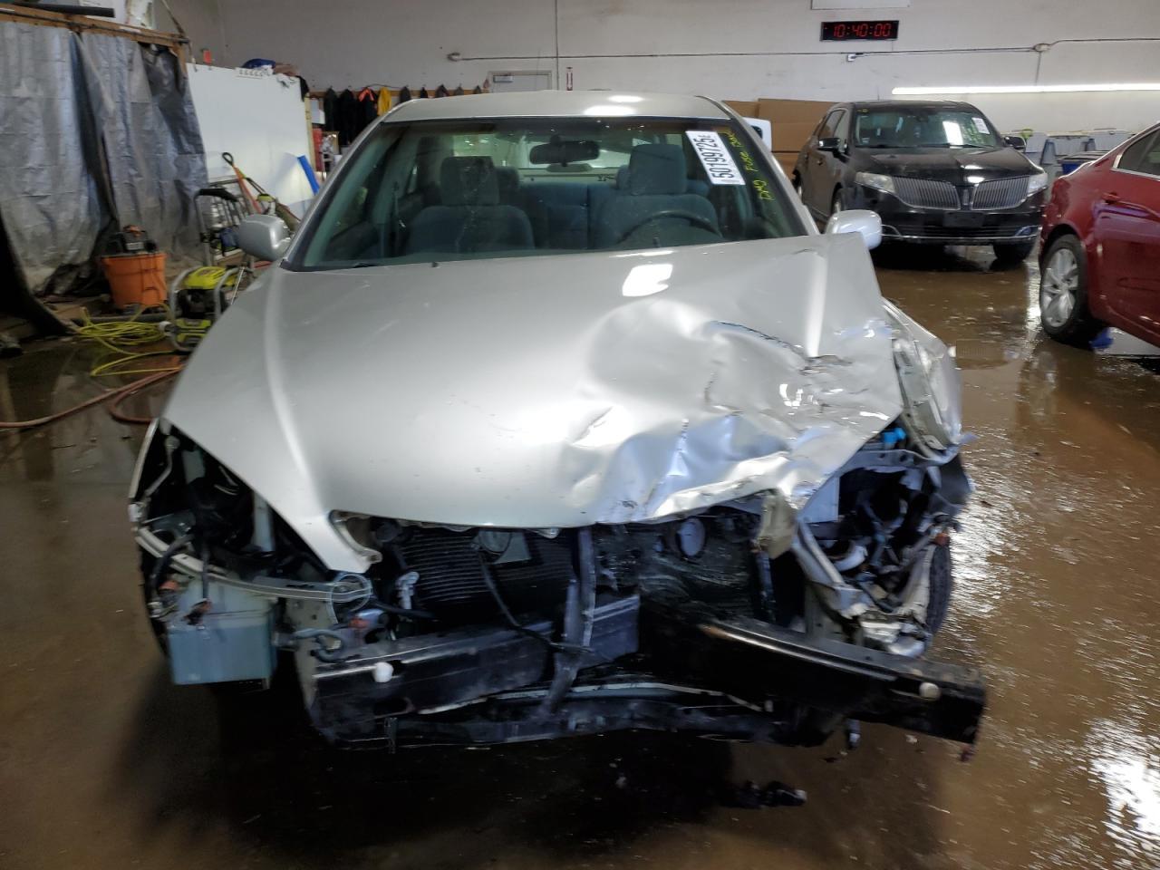 2004 TOYOTA CAMRY