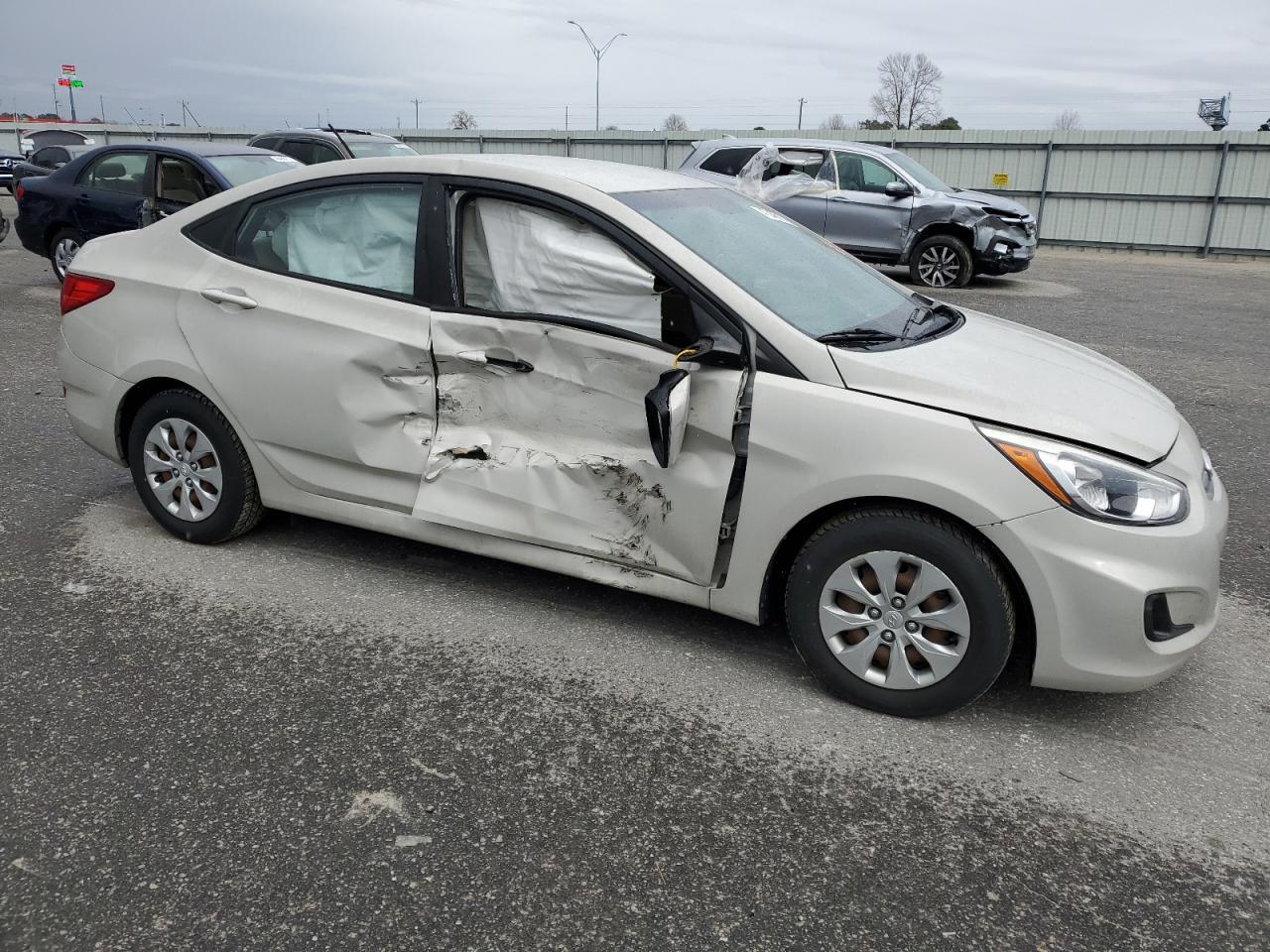 2016 HYUNDAI ACCENT