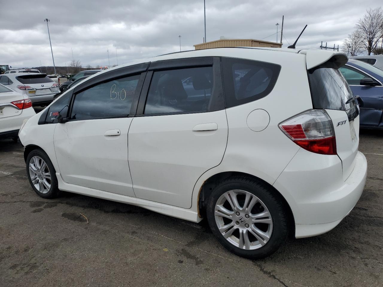 2009 HONDA FIT