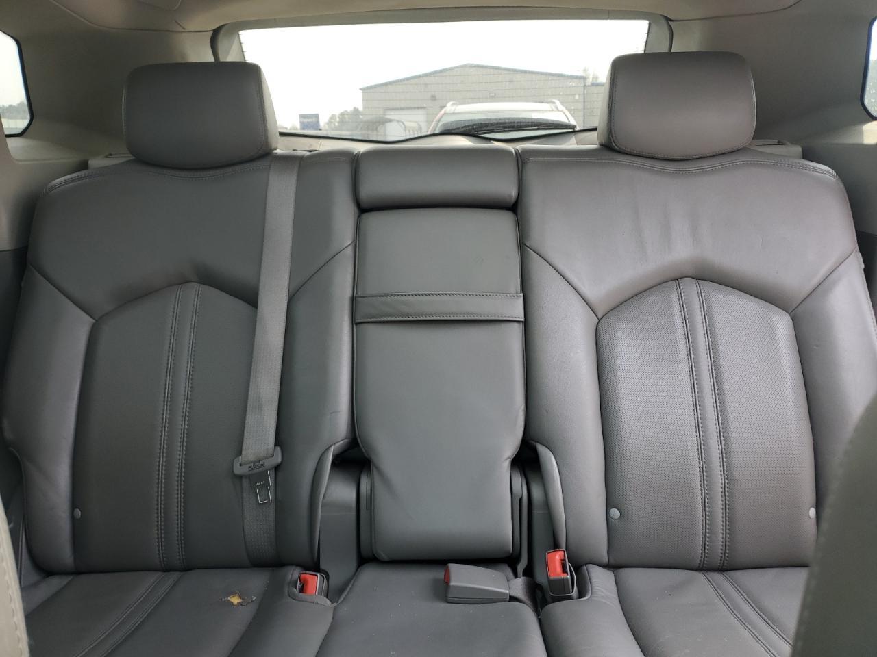 2010 CADILLAC SRX