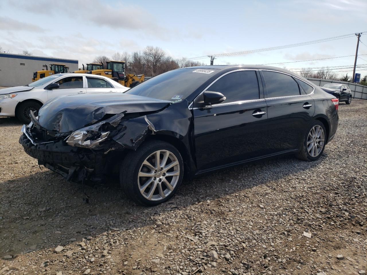 2013 TOYOTA Avalon