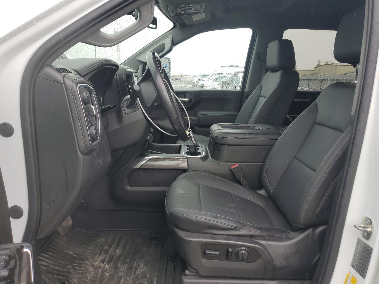 2021 CHEVROLET Silverado