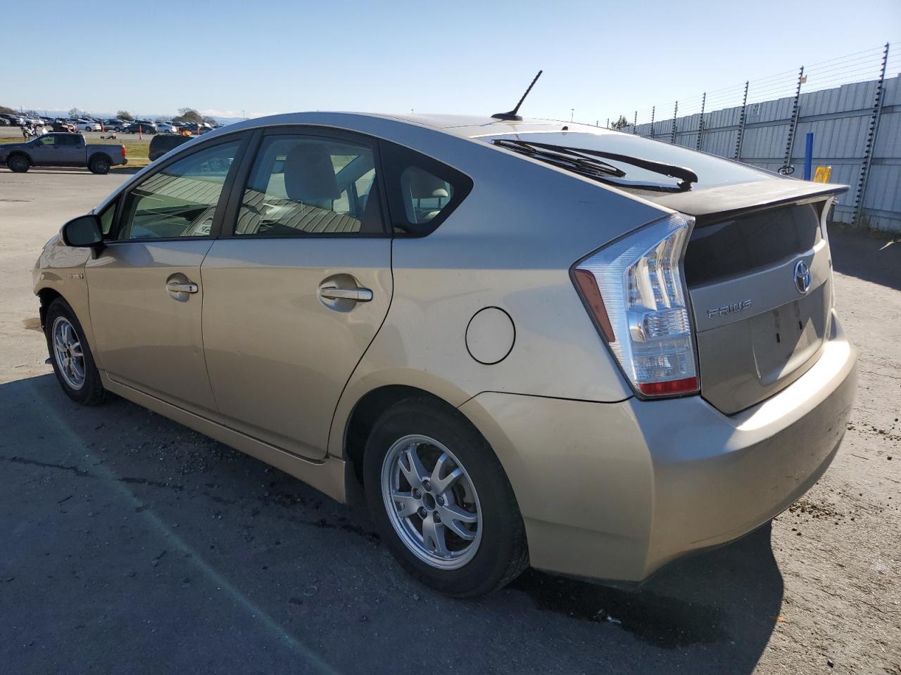 2011 TOYOTA PRIUS