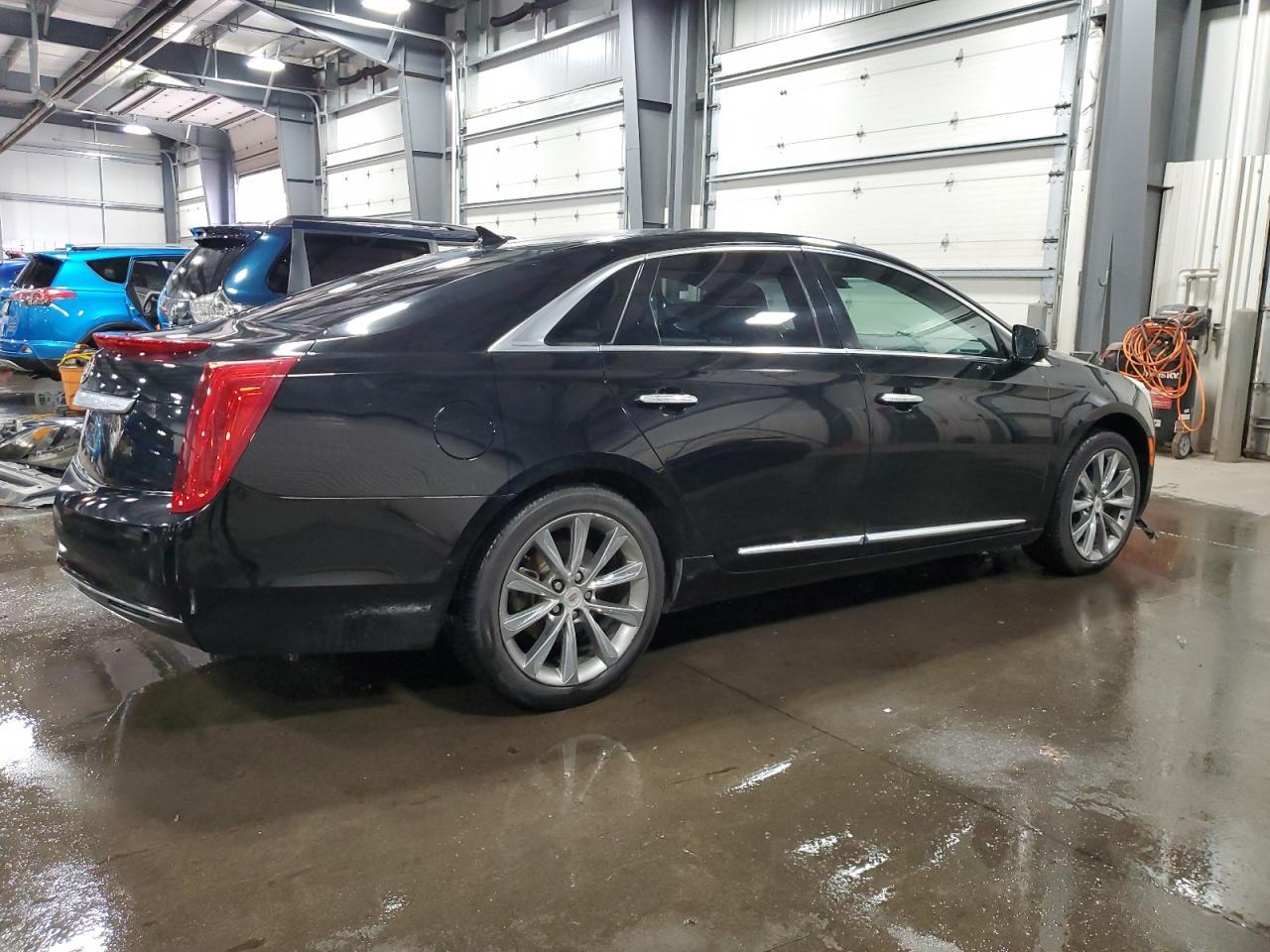 2013 CADILLAC XTS