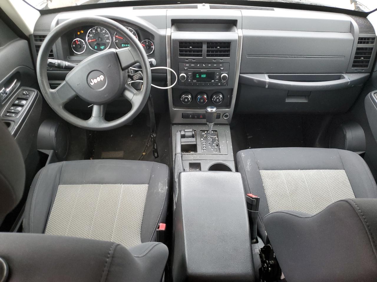 2010 JEEP Liberty