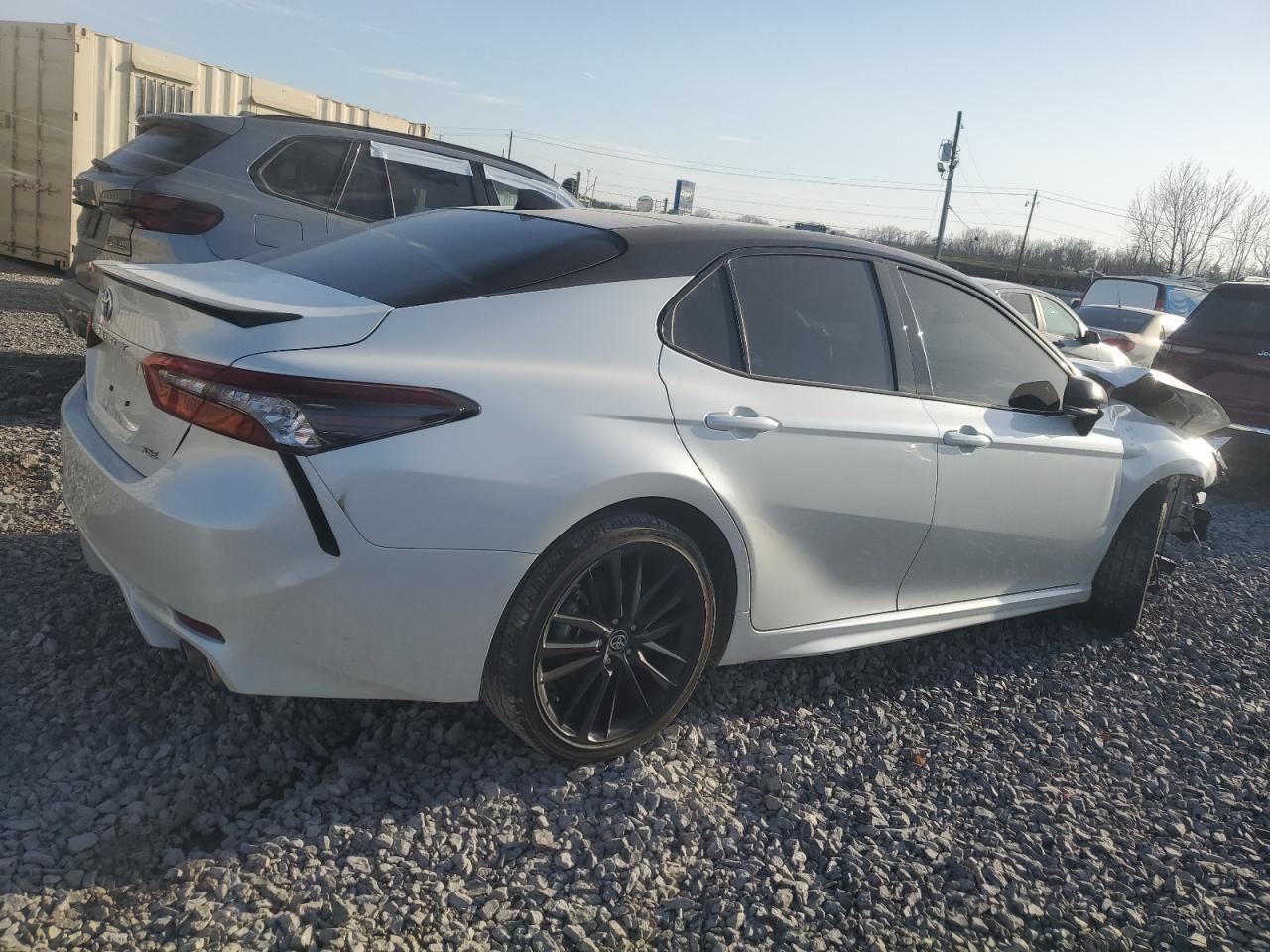 2023 TOYOTA CAMRY
