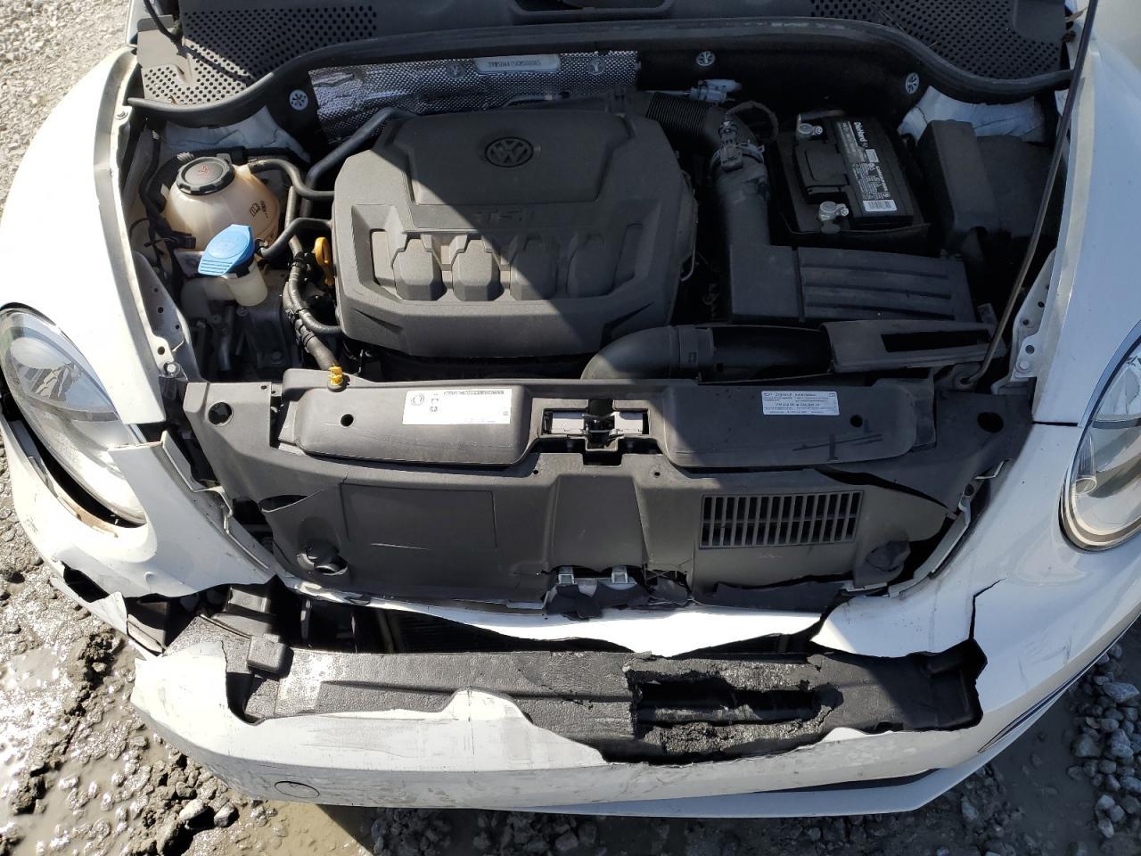2019 VOLKSWAGEN Beetle
