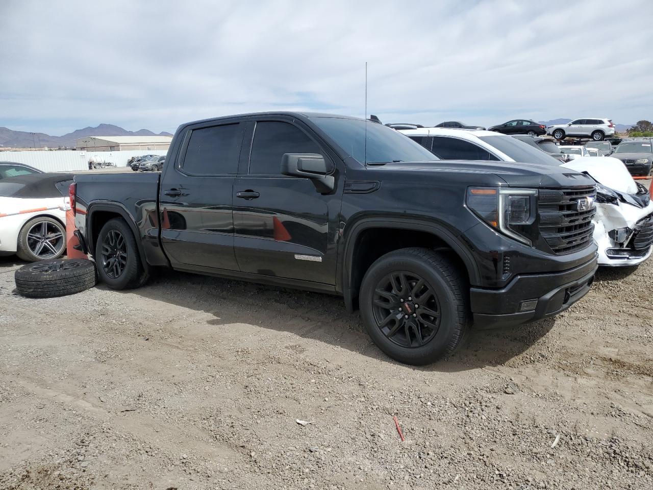 2023 GMC Sierra