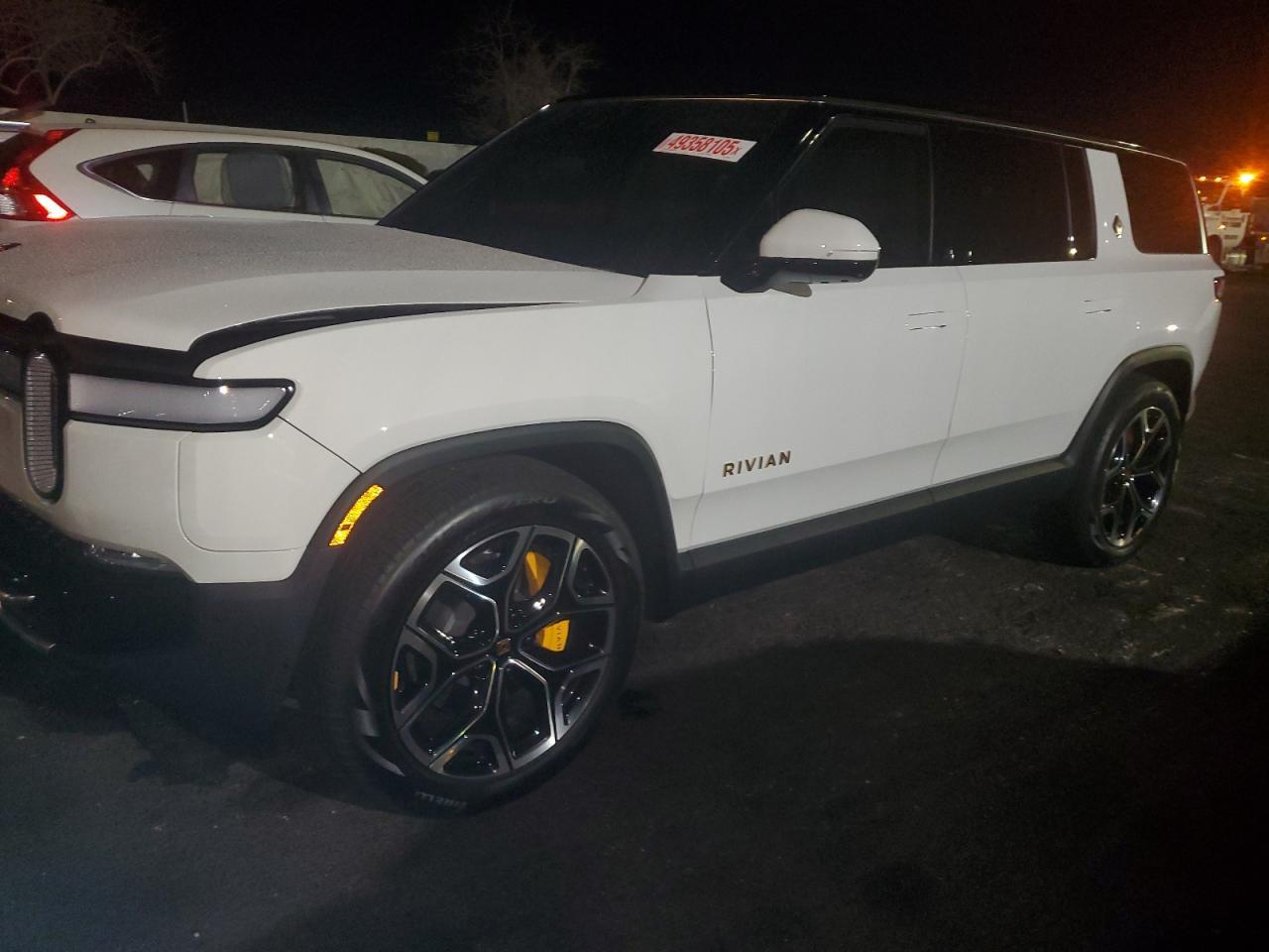 2024 RIVIAN R1s