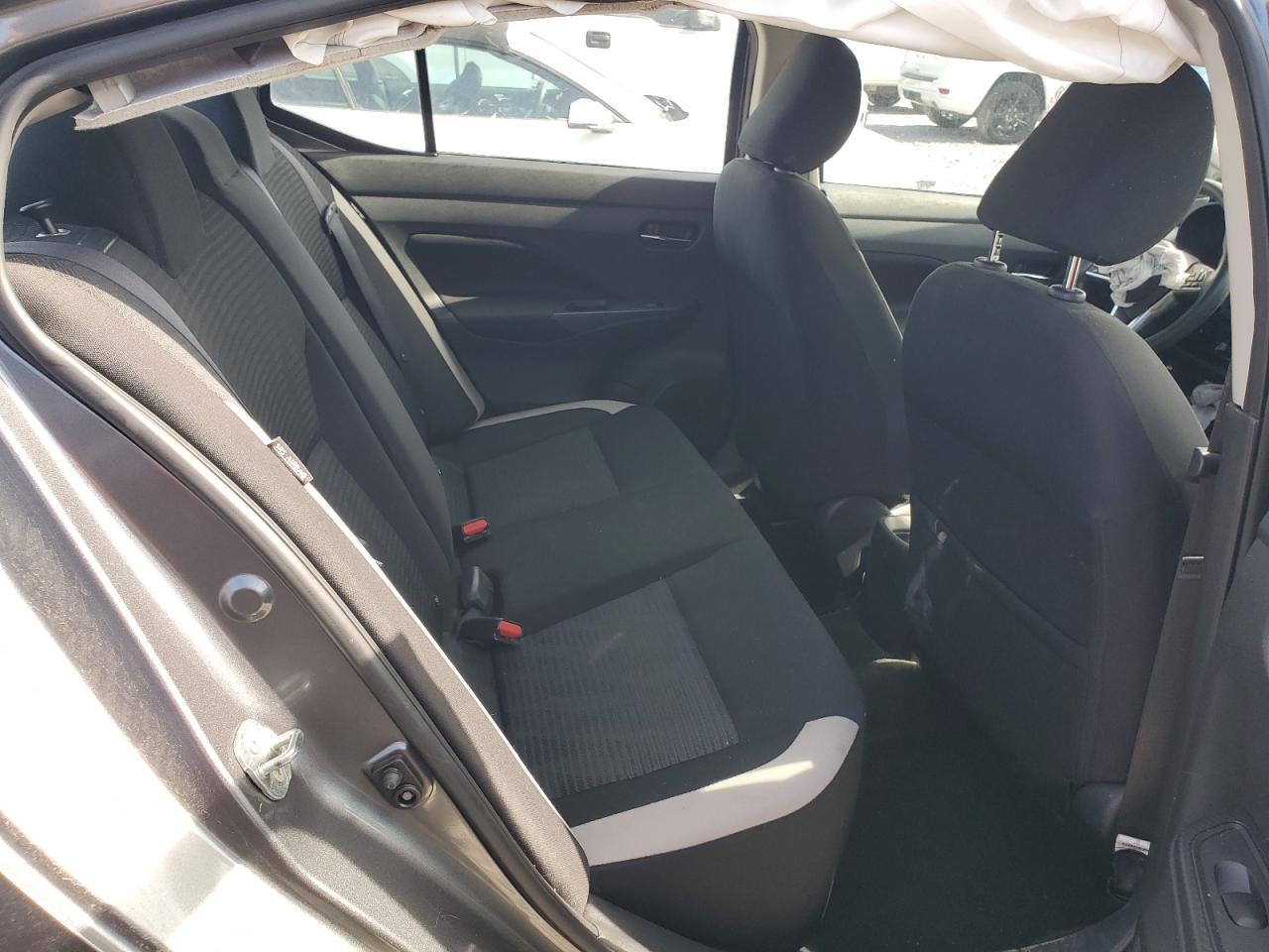 2021 NISSAN VERSA