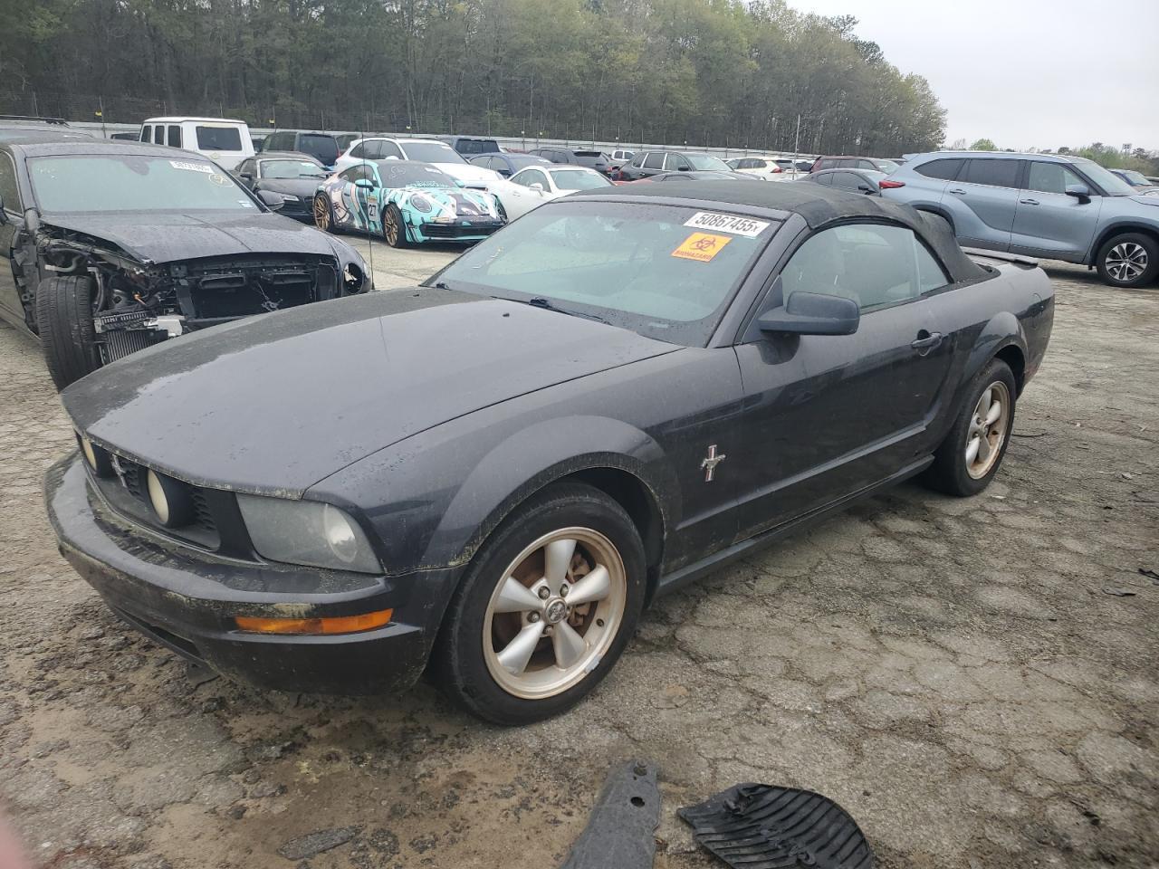 2011 FORD MUSTANG
