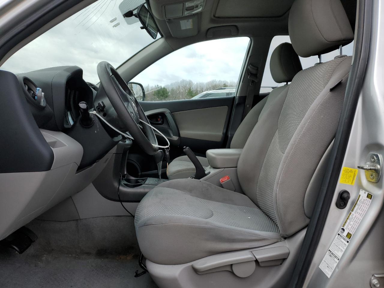 2011 TOYOTA RAV4