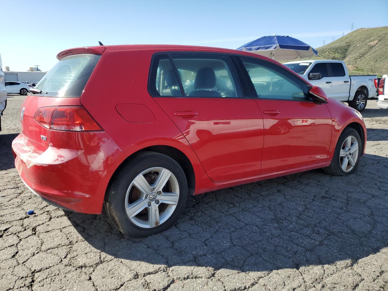 2015 VOLKSWAGEN GOLF
