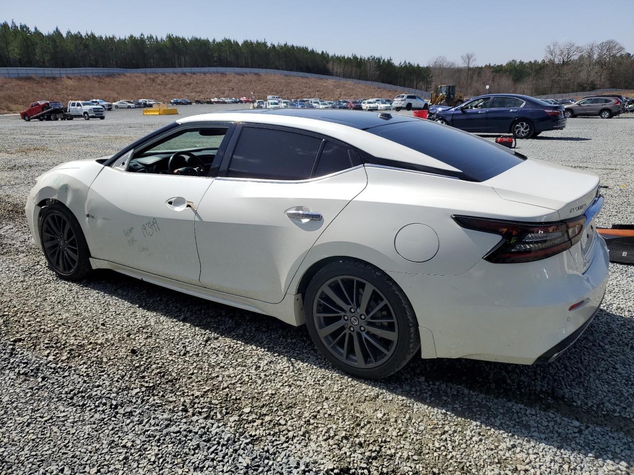 2019 NISSAN Maxima