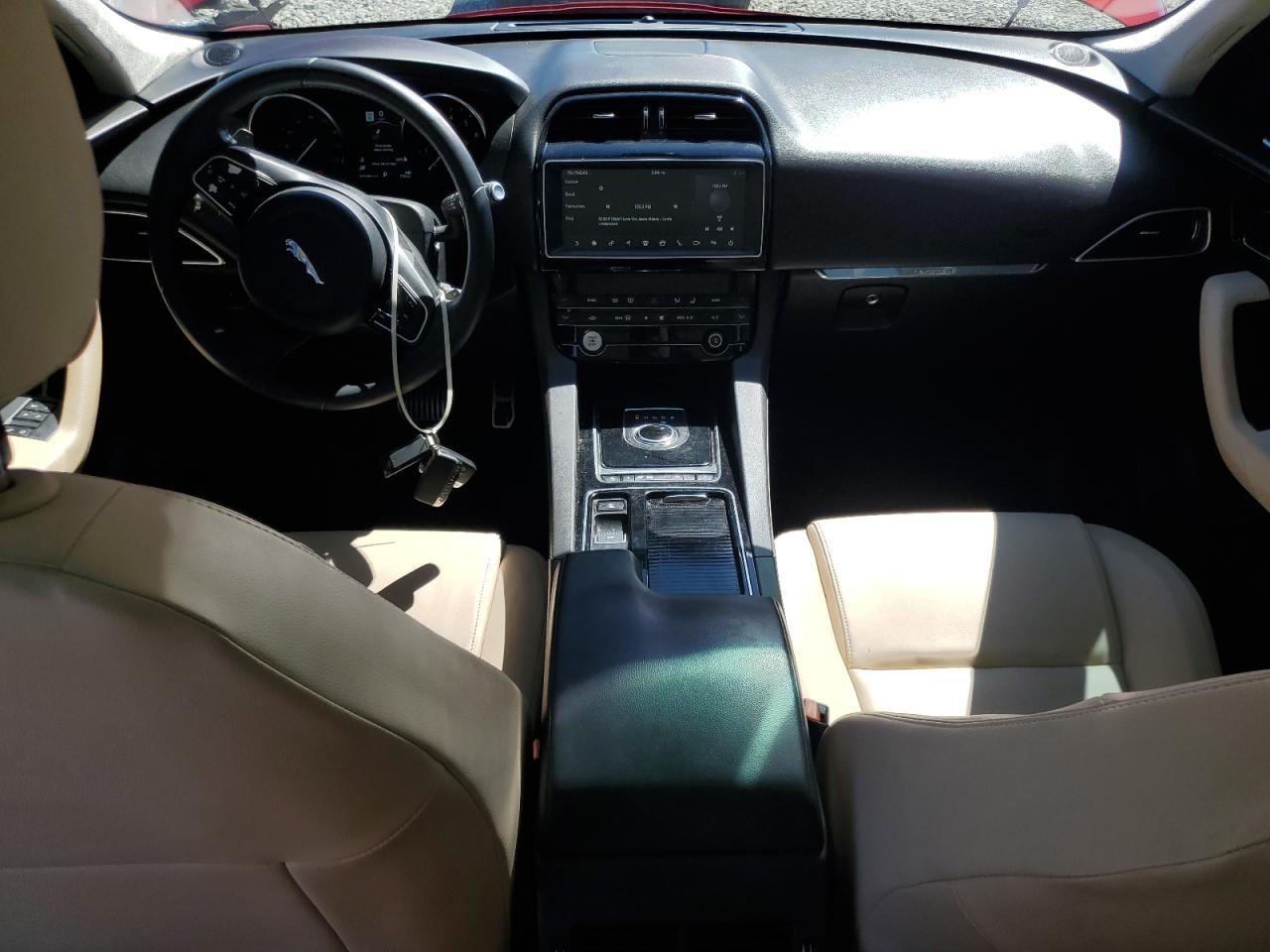 2019 JAGUAR F-Pace