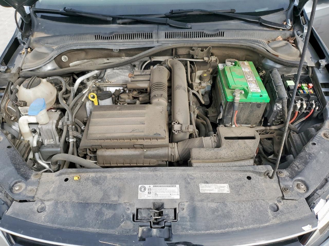 2016 VOLKSWAGEN JETTA