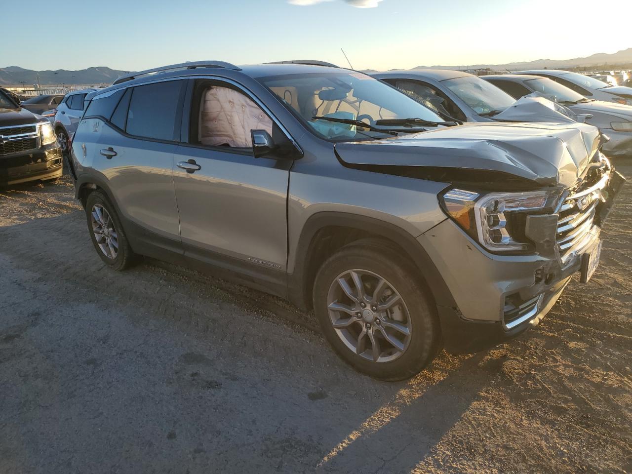 2024 GMC Terrain