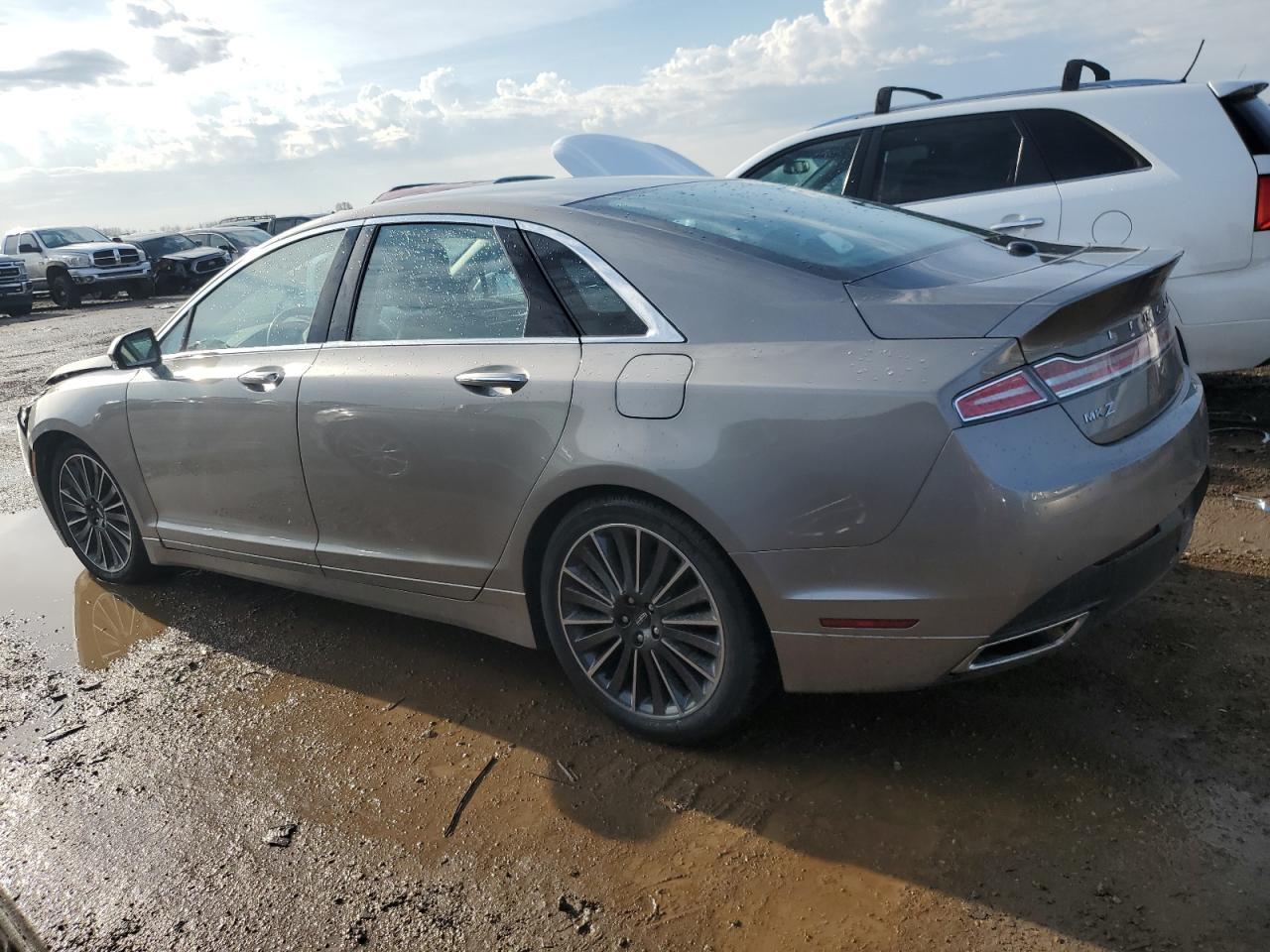 2016 LINCOLN MKZ