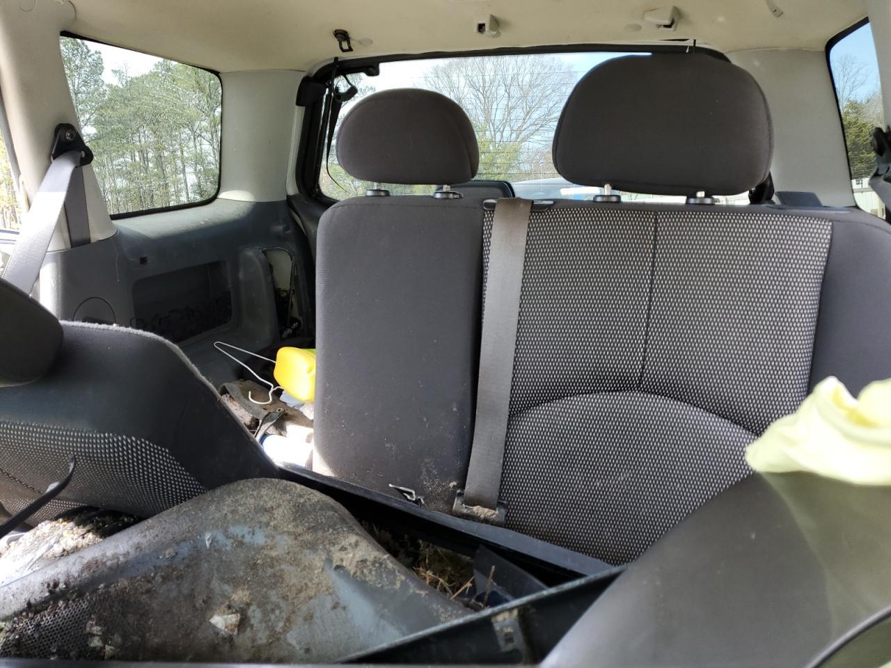 2005 MAZDA Tribute