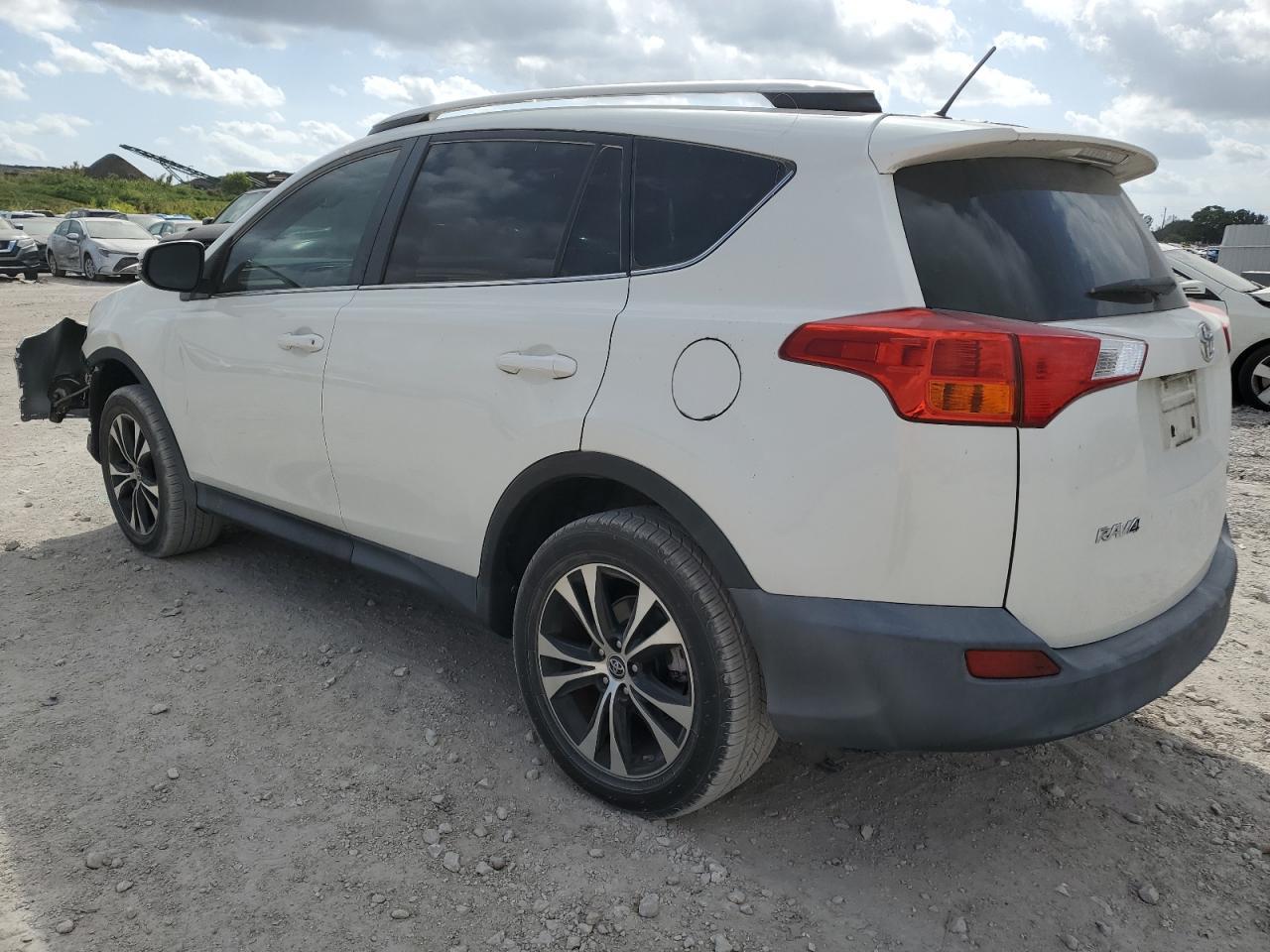 2015 TOYOTA RAV4