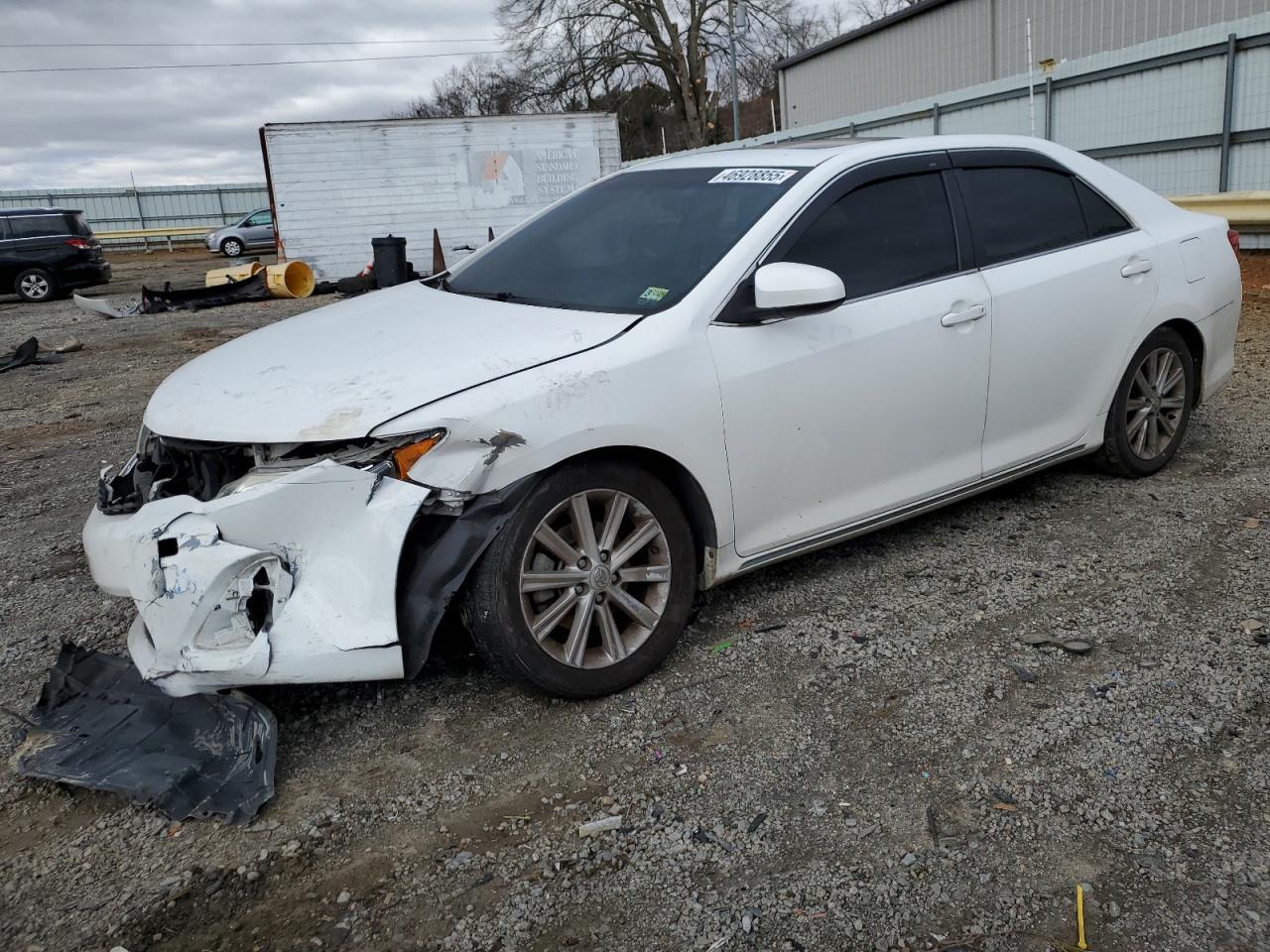 2014 TOYOTA CAMRY