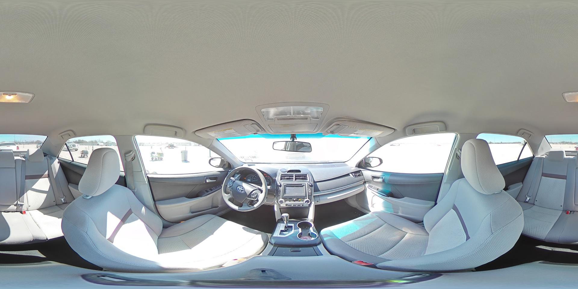2014 TOYOTA CAMRY