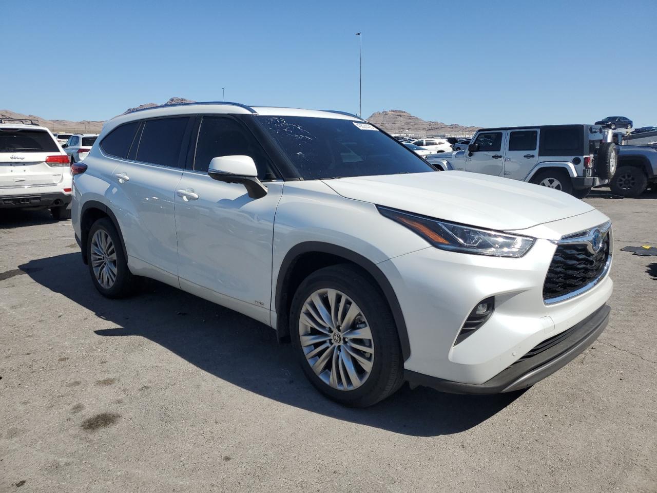 2023 TOYOTA HIGHLANDER