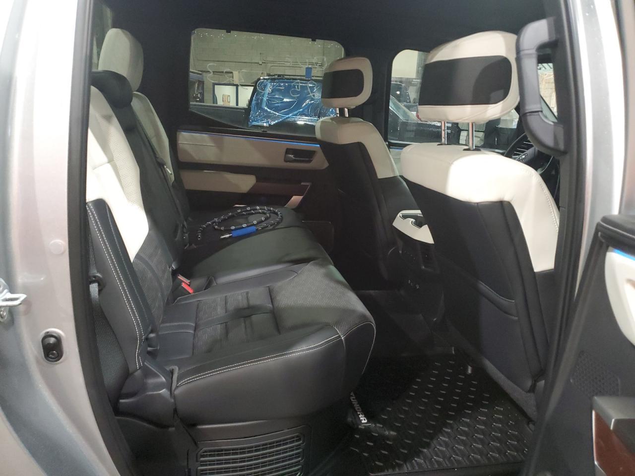 2022 TOYOTA TUNDRA