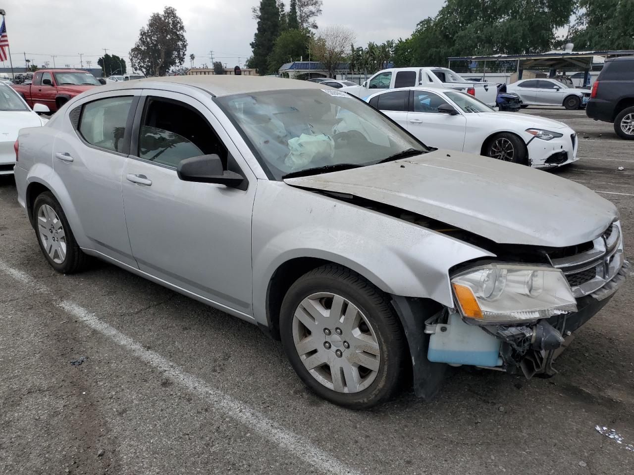 2012 DODGE Avenger