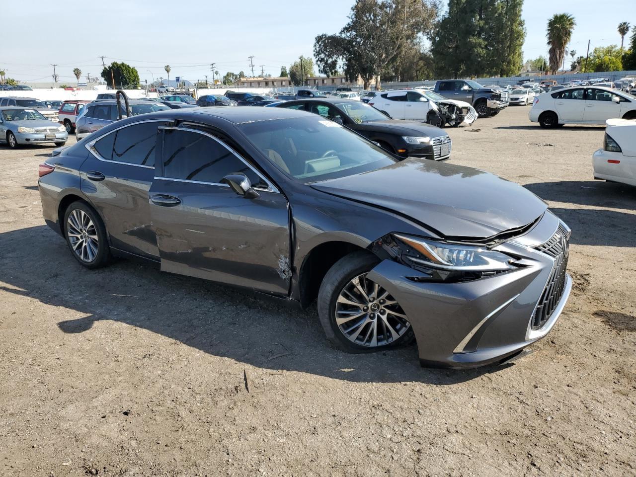 2024 LEXUS Es 300