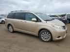 2011 TOYOTA SIENNA