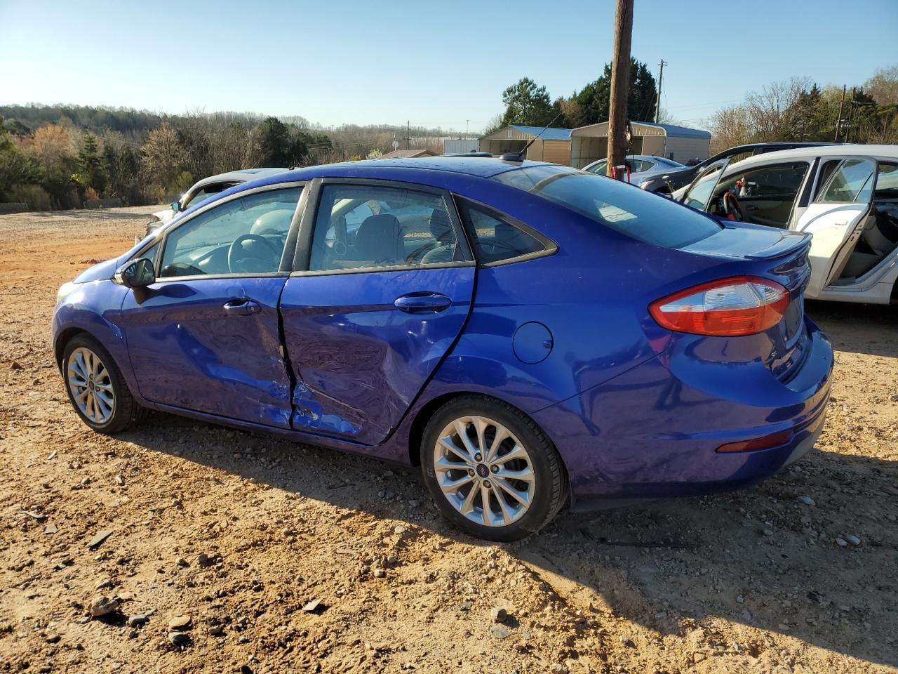 2014 FORD Fiesta