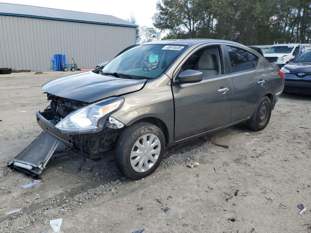 2016 NISSAN VERSA