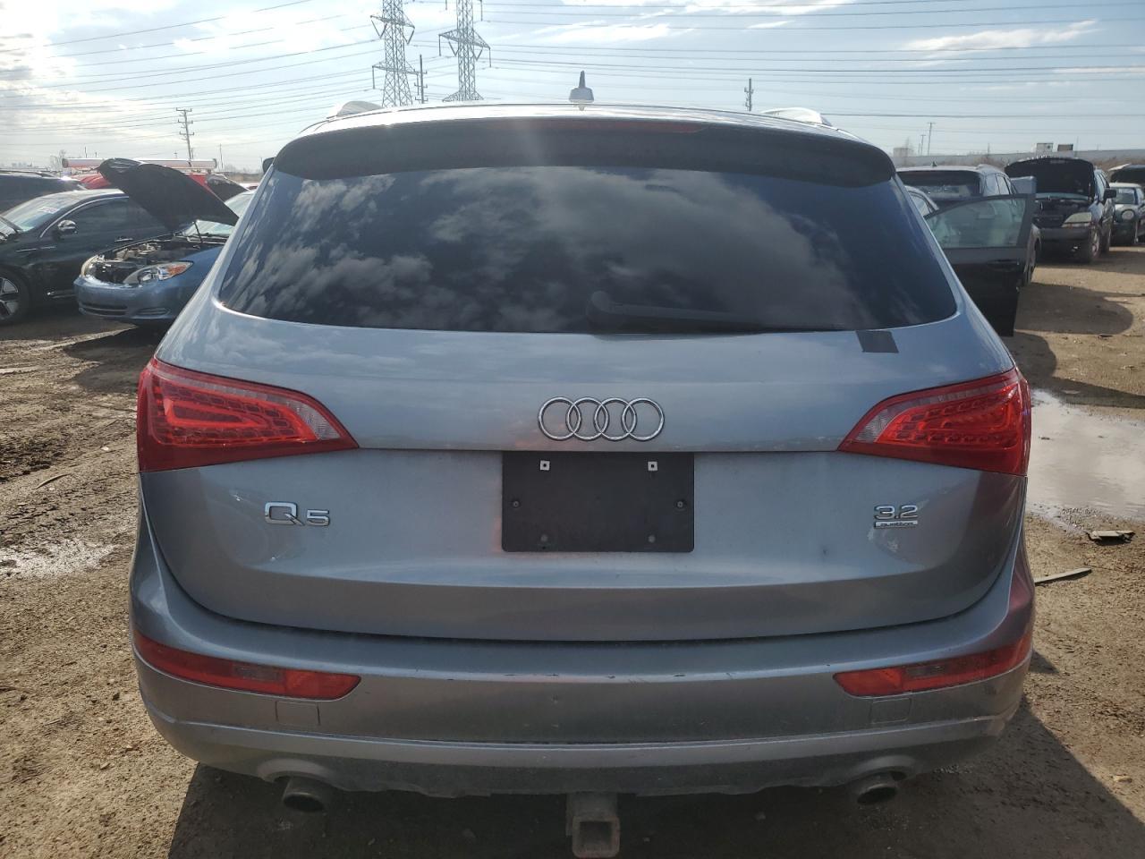 2009 AUDI Q5