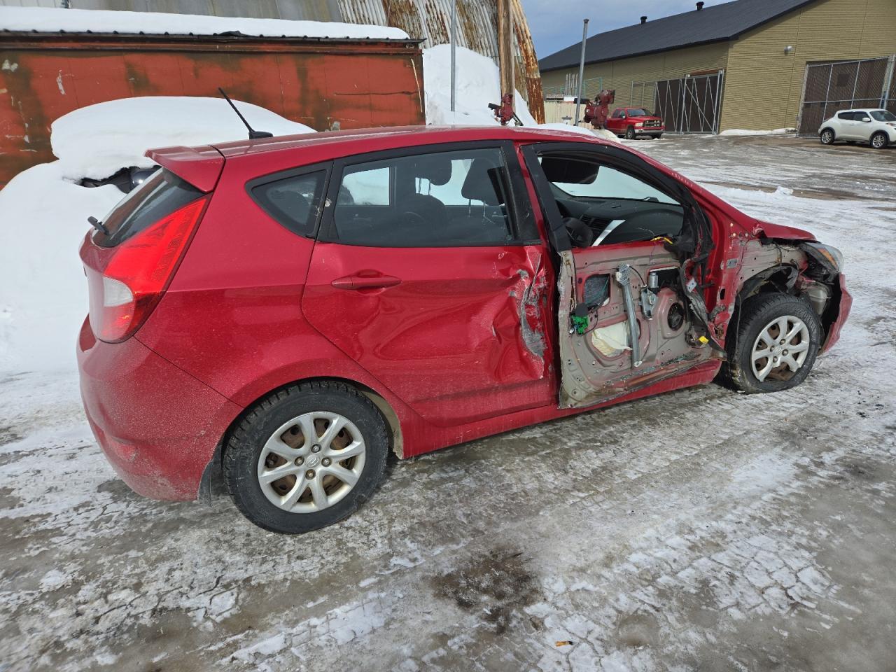 2013 HYUNDAI ACCENT