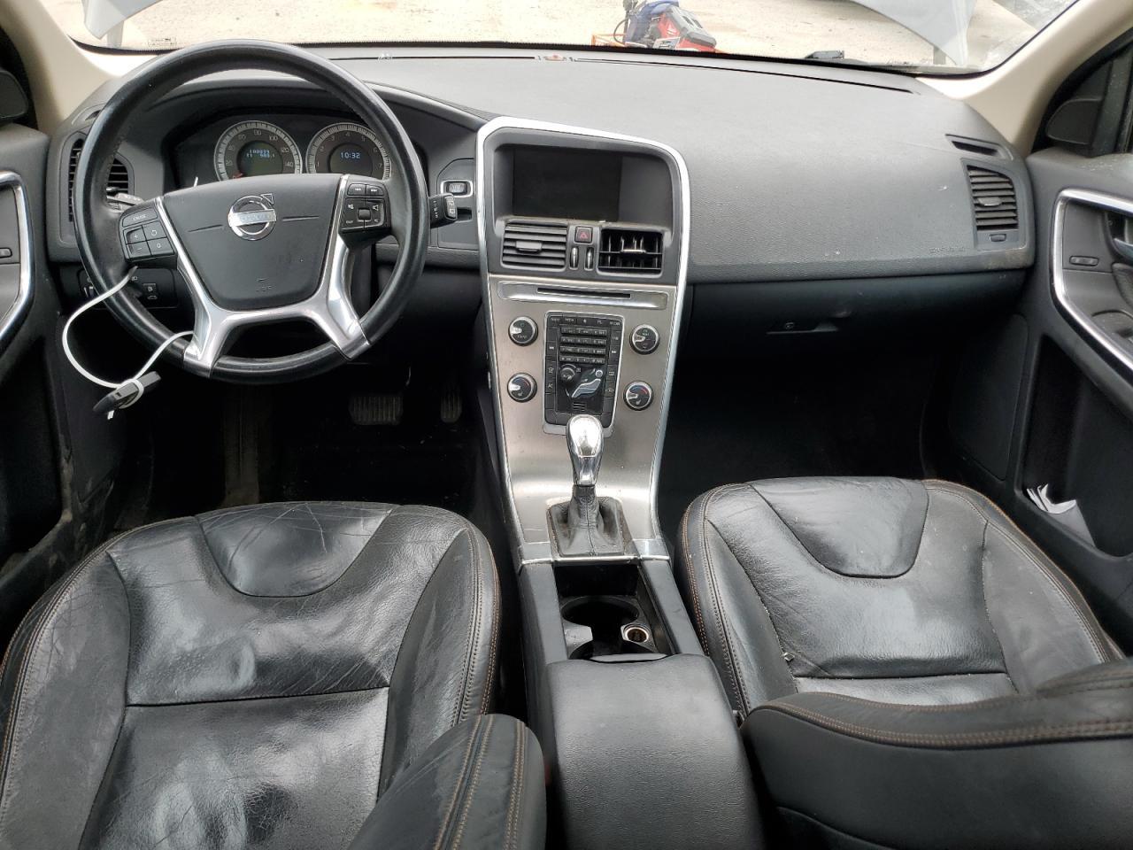 2013 VOLVO XC60