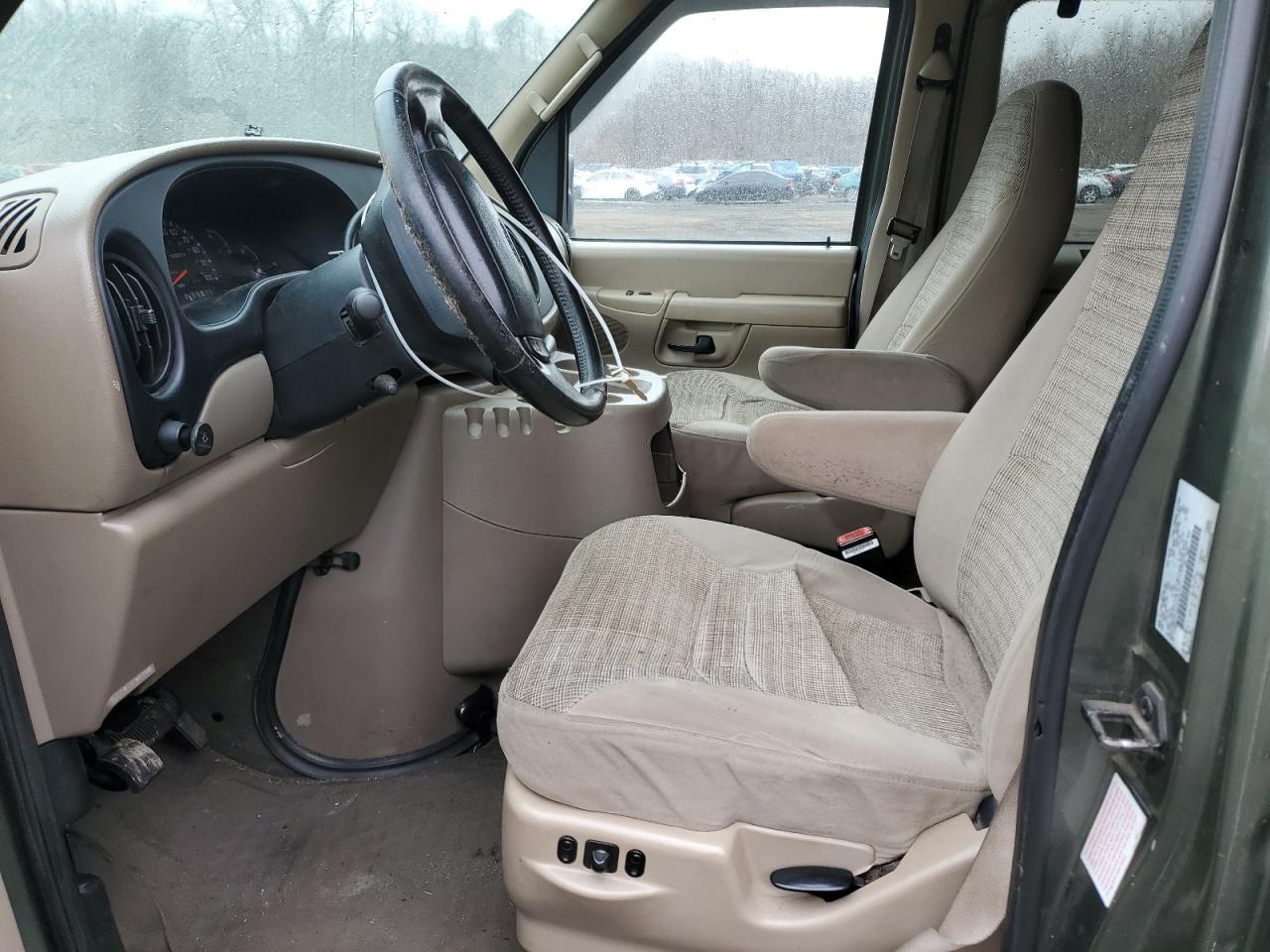 2002 FORD ECONOLINE