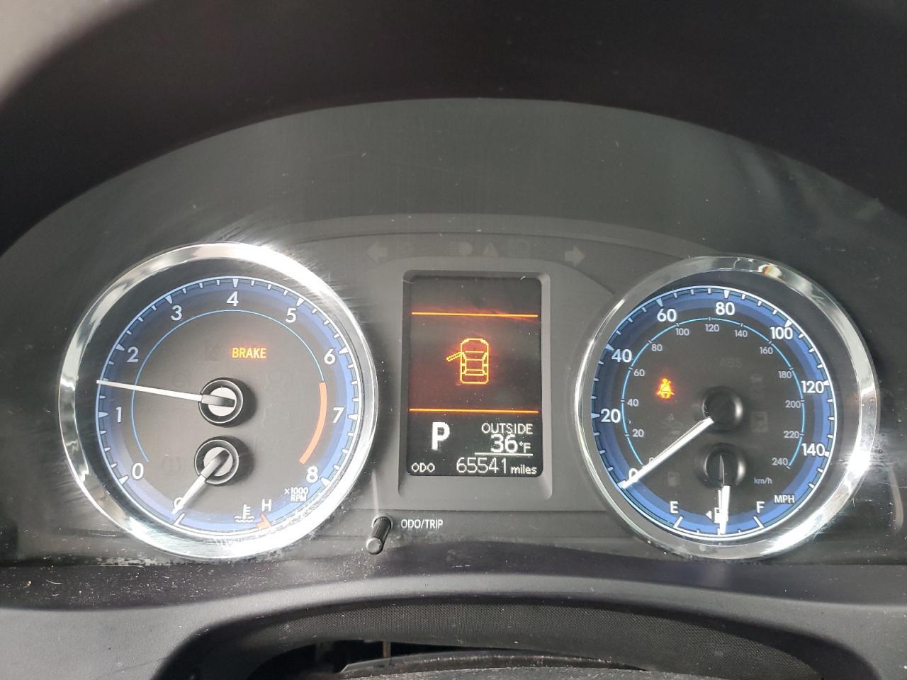 2018 TOYOTA COROLLA