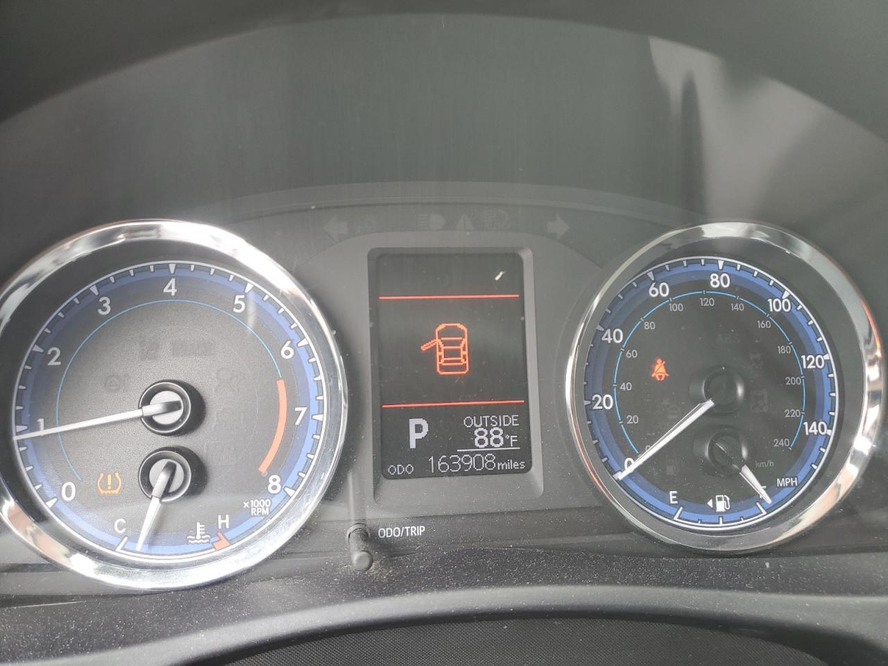 2019 TOYOTA COROLLA