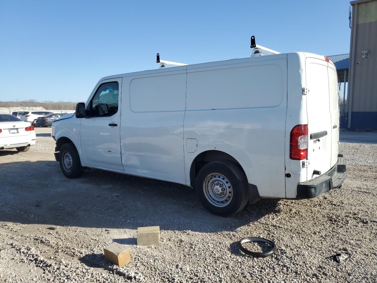 2013 NISSAN Nv