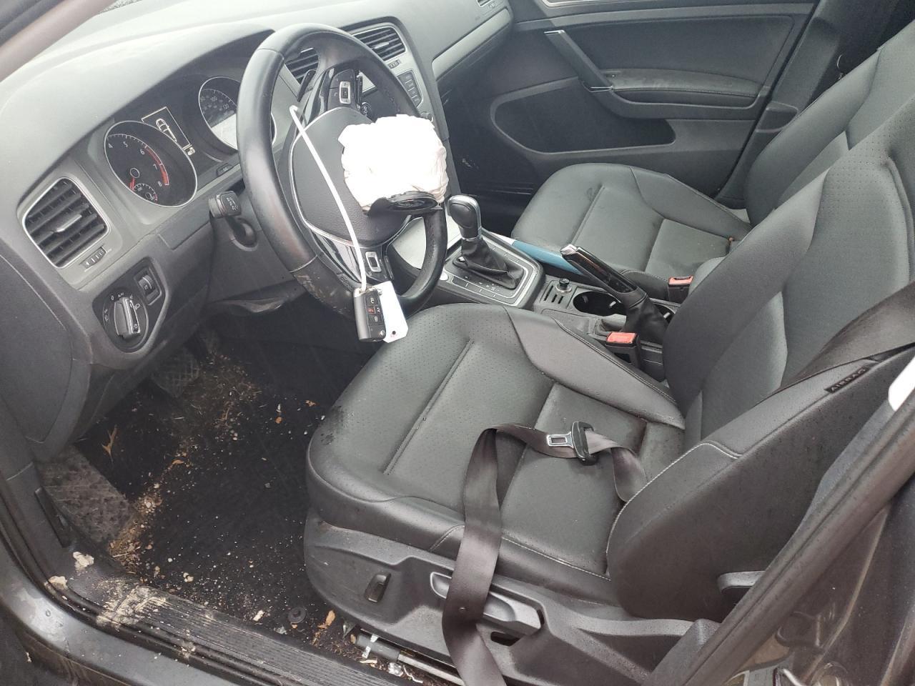 2016 VOLKSWAGEN GOLF