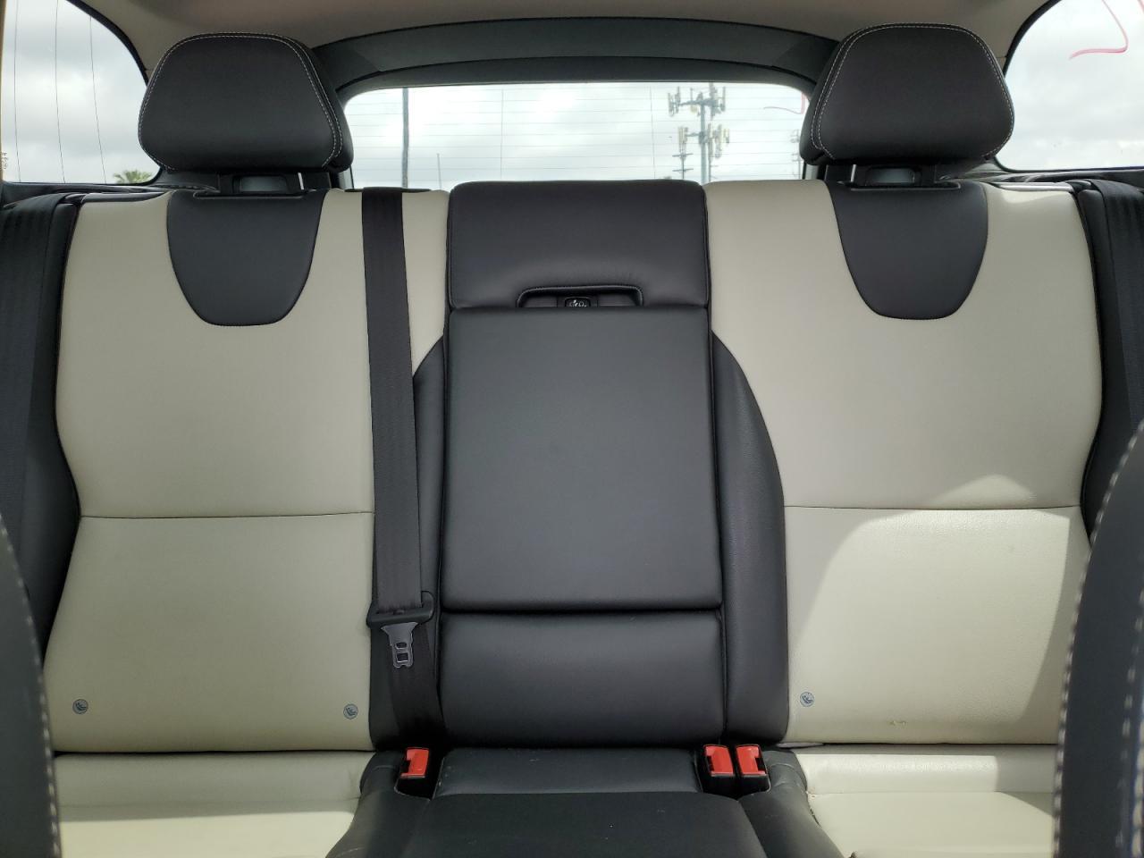 2017 VOLVO XC60