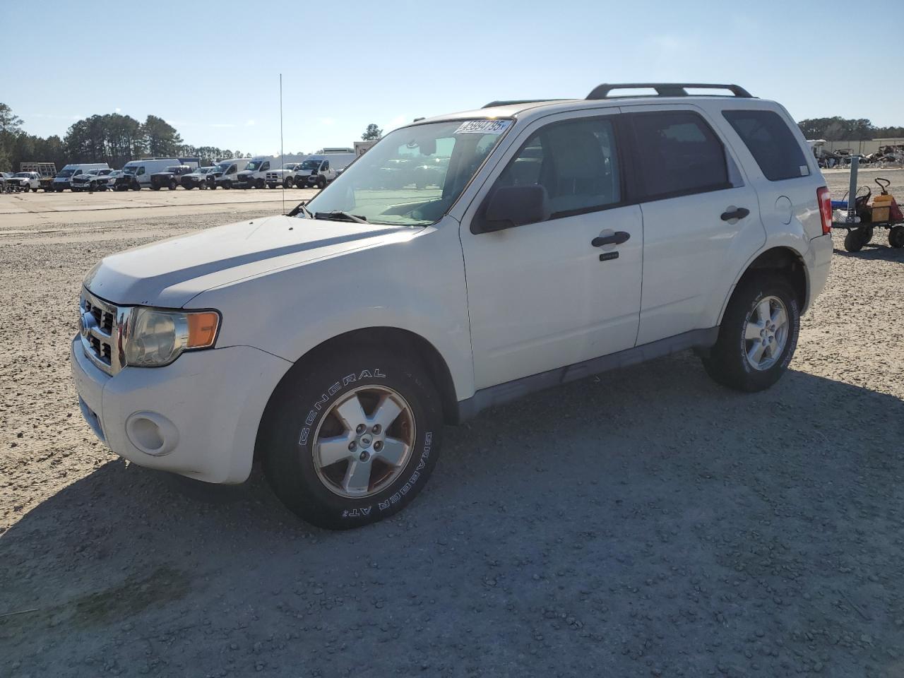 2009 FORD ESCAPE