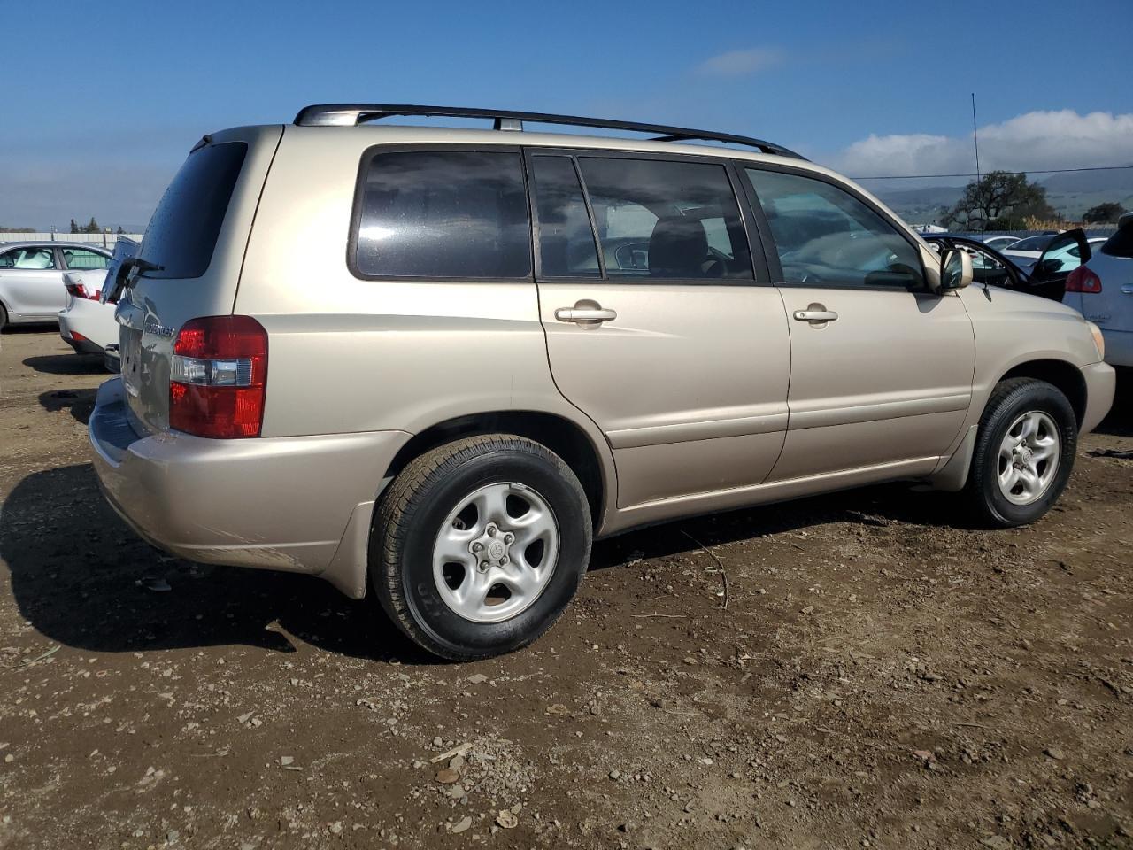 2005 TOYOTA HIGHLANDER